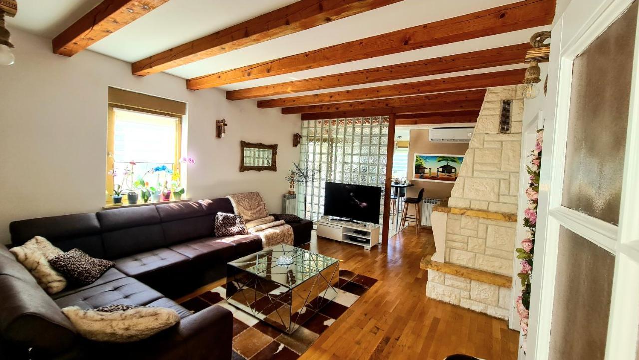 Villa Sunshine Pula Ngoại thất bức ảnh