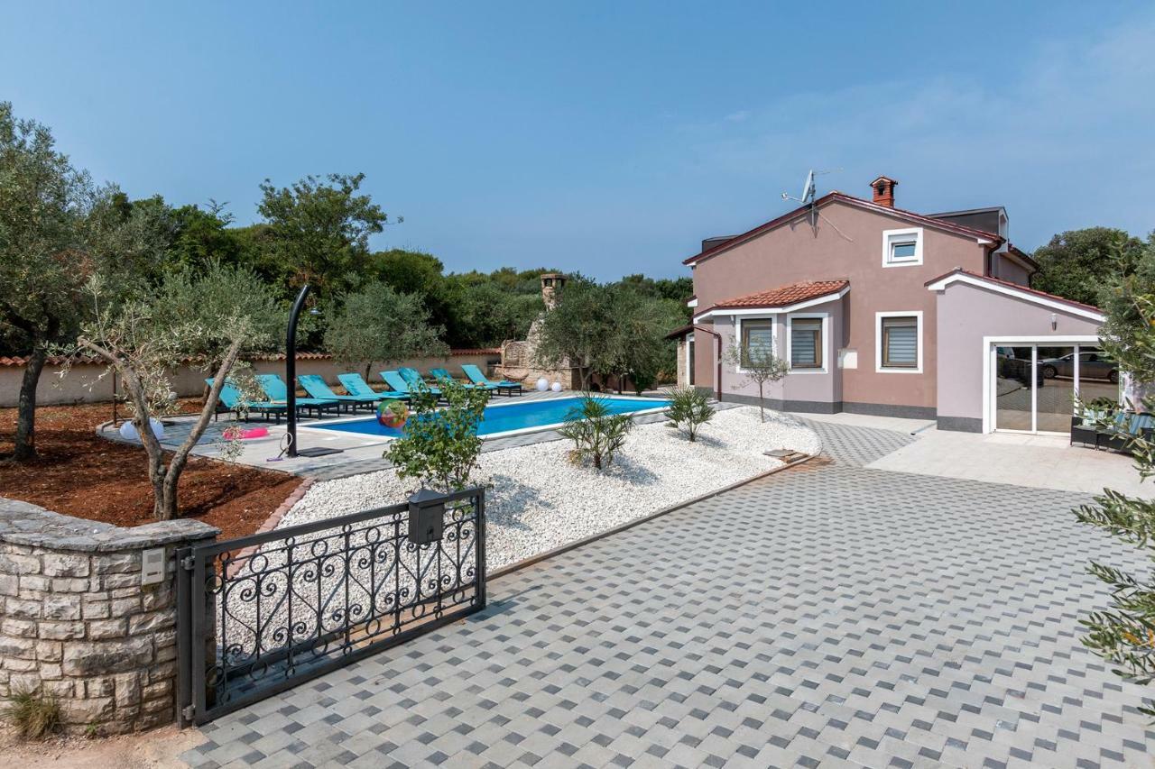 Villa Sunshine Pula Ngoại thất bức ảnh