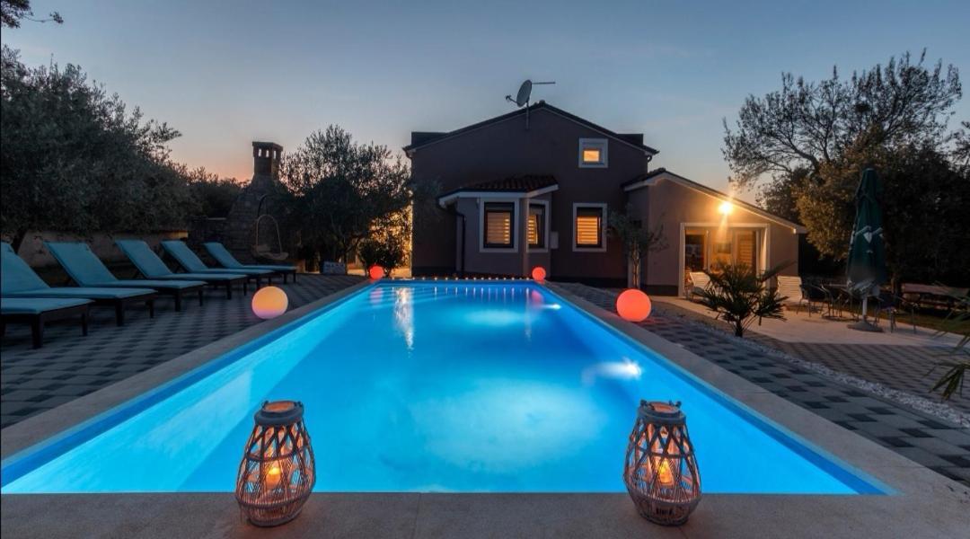 Villa Sunshine Pula Ngoại thất bức ảnh